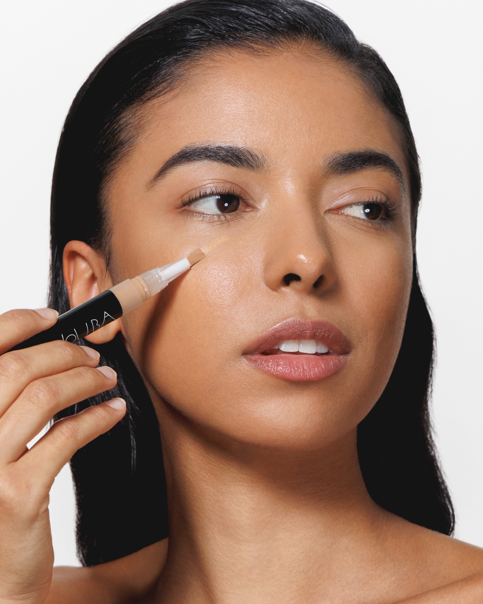nouba concealer staminal concealer correttivo levigante hero model 202 00 B 01