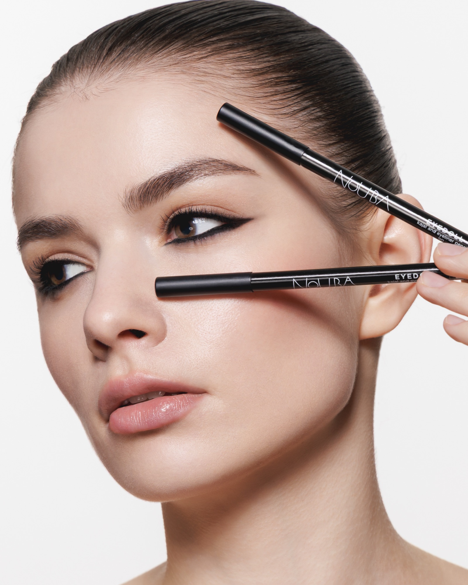 nouba eye pencil kajal eyedoll intenso longlasting hero model 022 00 B 01